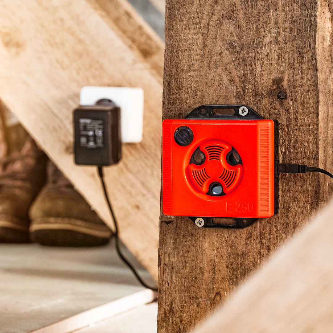 TOPO STOP E250 Effektiv rått- & musskrämma, 250 m²